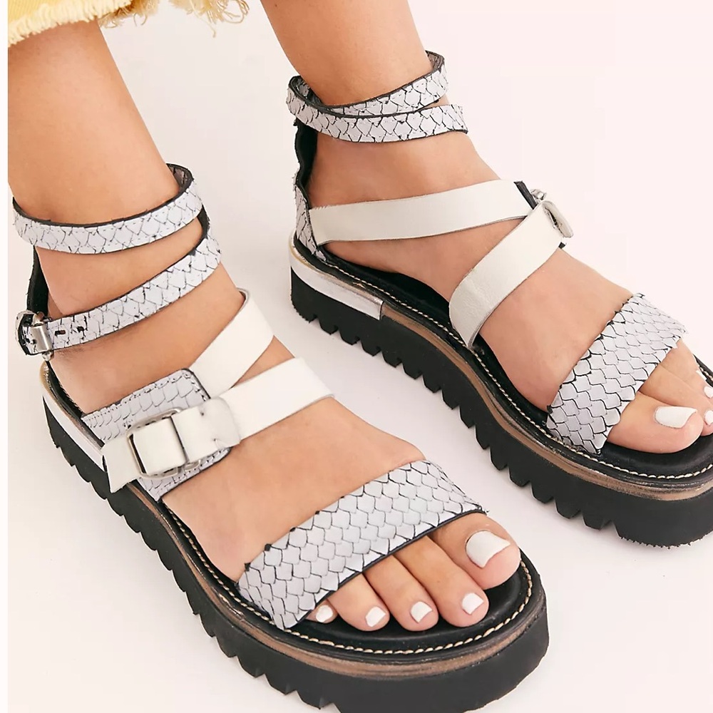 free people A.S.98 Alessia Boot Sandals. - Picture 2 of 12